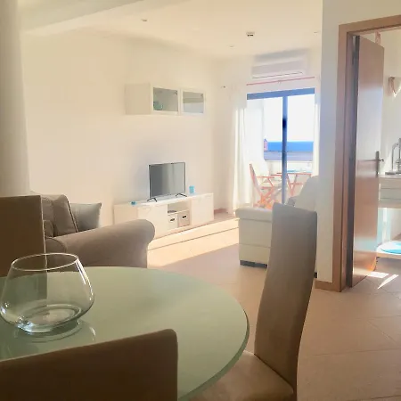 South - Beach And City Center Apartment *